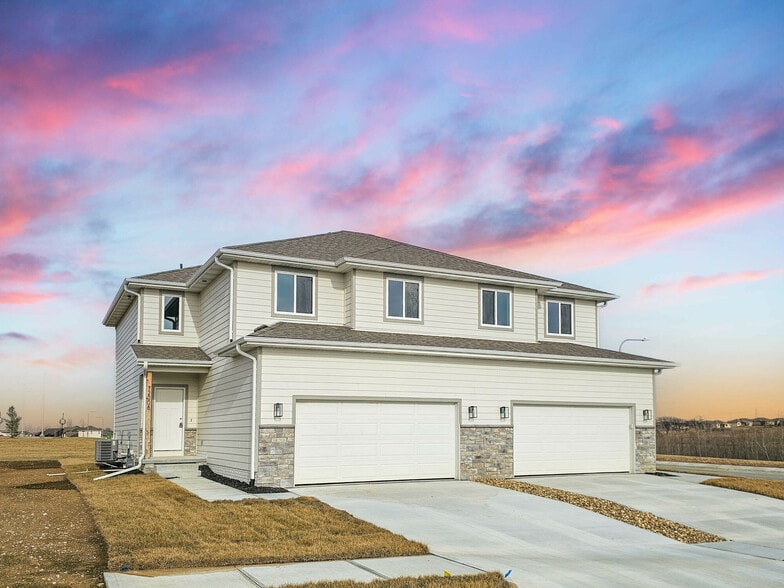 More Photos Of , Papillion Specialty For Sale