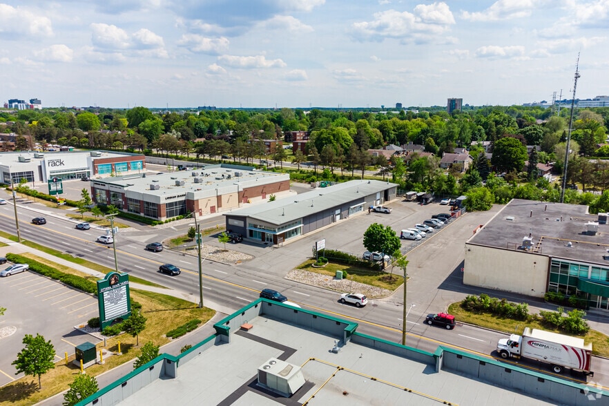 More Photos Of 580 Industrial Ave, Ottawa Light Manufacturing For Lease