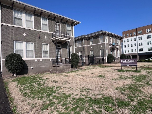 More Photos Of 23 S McLean Blvd, Memphis Apartments For Sale