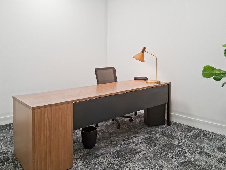 More Photos Of 363 Hilliard Ave, Asheville Coworking Space