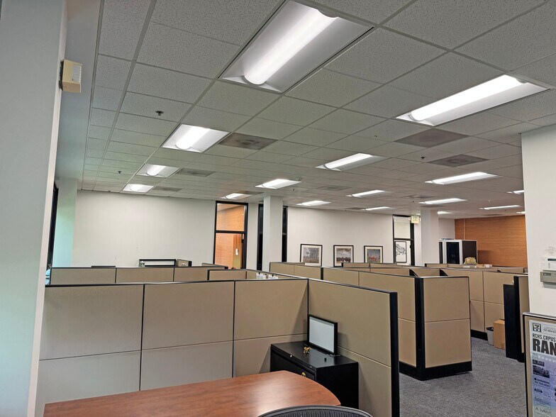More Photos Of 50 Professional Center Dr, Rohnert Park Office For Sale