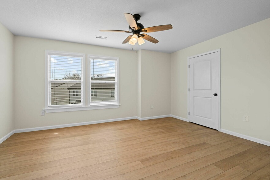 More Photos Of 1763 Strawberry Meadows Way, Knoxville Apartments For Sale