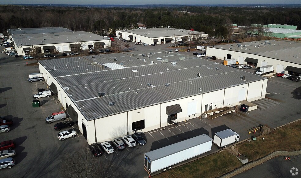 More Photos Of 3216 Wellington Ct, Raleigh Warehouse For Lease