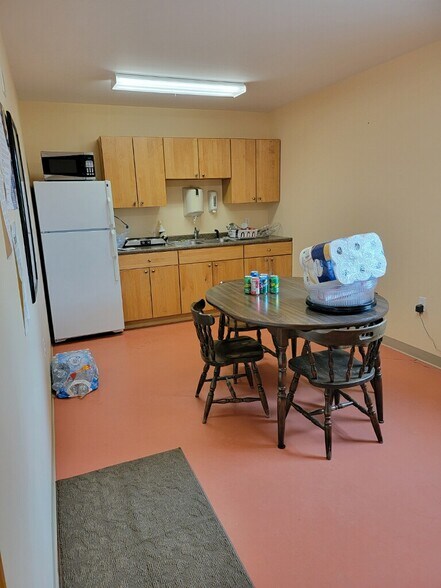 More Photos Of 220 Court St, Machias Medical For Sale