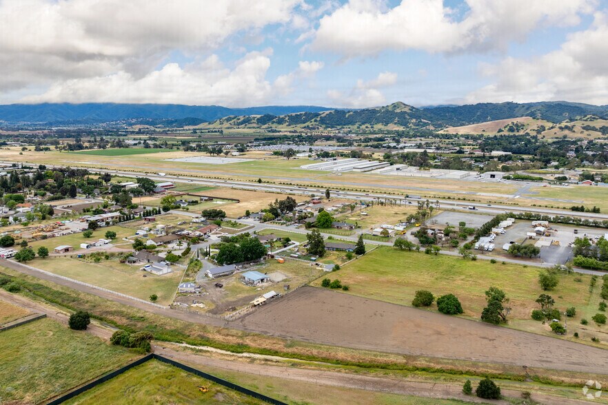 More Photos Of 1020 San Martin Ave, San Martin Land For Lease