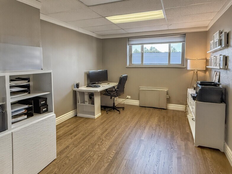 More Photos Of 1100 W Littleton Blvd, Littleton Loft Creative Space For Sale