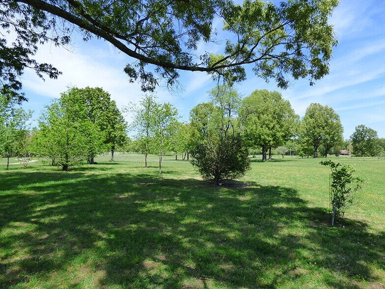 More Photos Of 371 Liberty Hill Rd, Highland Specialty For Sale