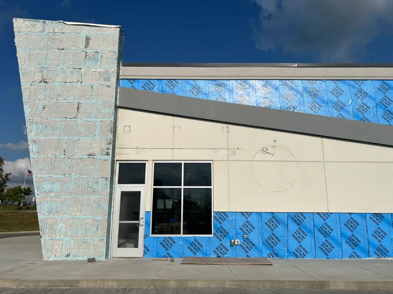 More Photos Of 1006 Westgate Dr, Gallatin Fast Food For Sale