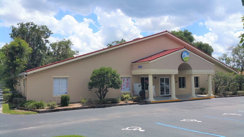 Primary Photo Of 1000 Executive Dr, Oviedo Medical For Lease