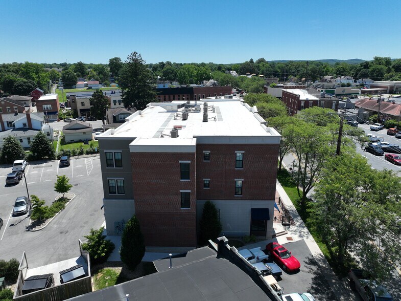 More Photos Of 18 W Waterloo St, Canal Winchester Apartments For Lease