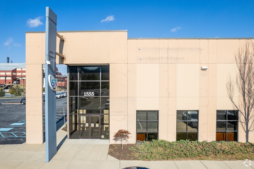 More Photos Of 1555 Spillman Dr, Bethlehem Research And Development For Lease