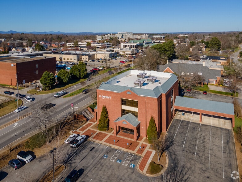 More Photos Of 500 Jesse Jewell Pkwy SE, Gainesville Office For Lease