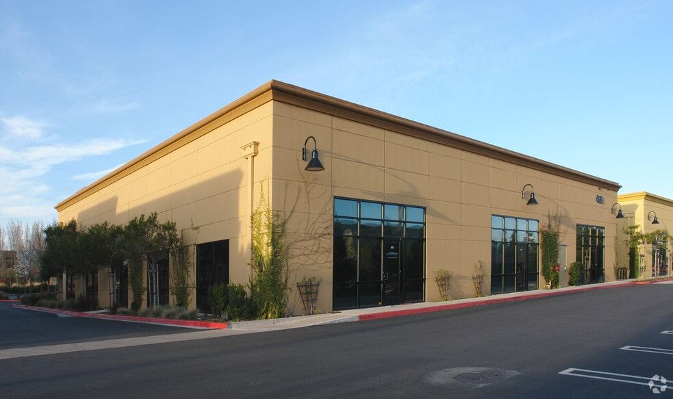 More Photos Of 465 N Whisman Rd, Mountain View Office For Sale