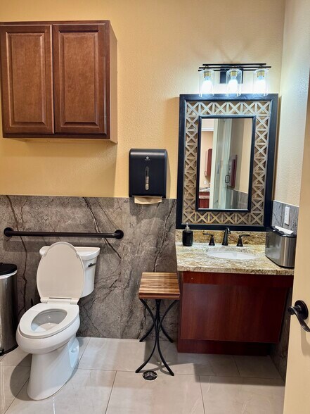 More Photos Of 4441 Long Prairie Rd, Flower Mound Office For Sale