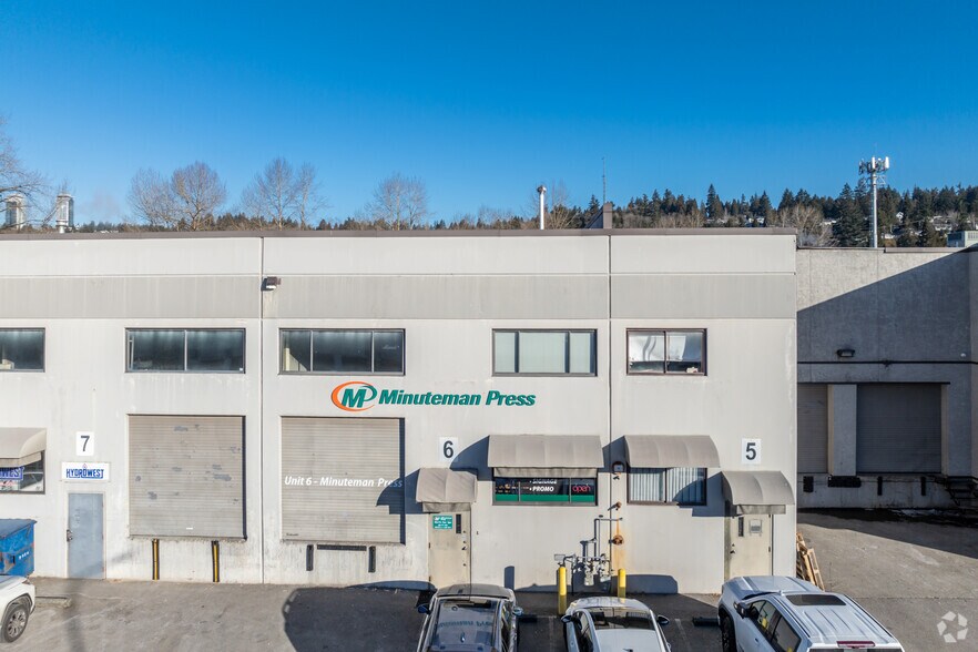 More Photos Of 211 Schoolhouse St, Coquitlam Warehouse For Lease