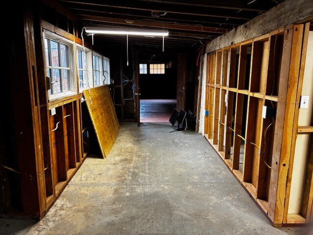More Photos Of 315 Laurel Ave, Novato Flex For Lease