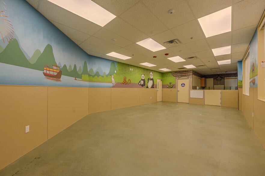 More Photos Of 42389 Winchester Rd, Temecula Warehouse For Sale