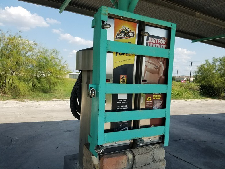 More Photos Of 9375 Marbach Rd, San Antonio Carwash For Sale