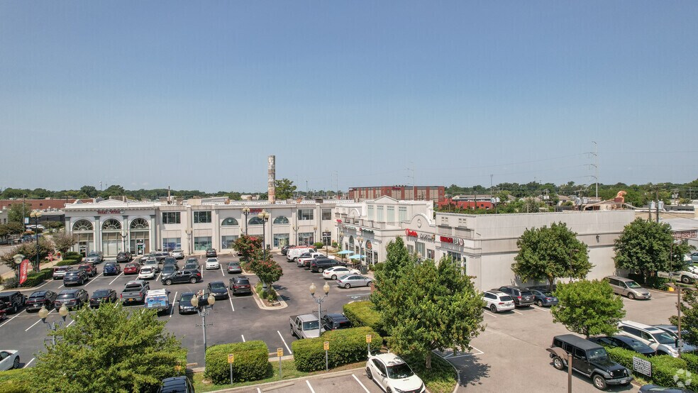 More Photos Of 520-536 W 21st St, Norfolk Freestanding For Lease