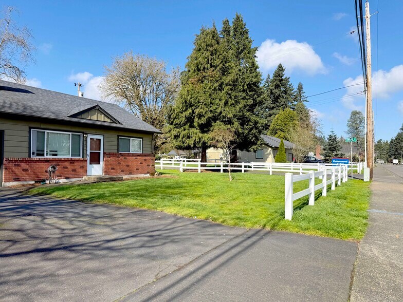 More Photos Of 3902 Gibbons St, Vancouver Apartments For Sale