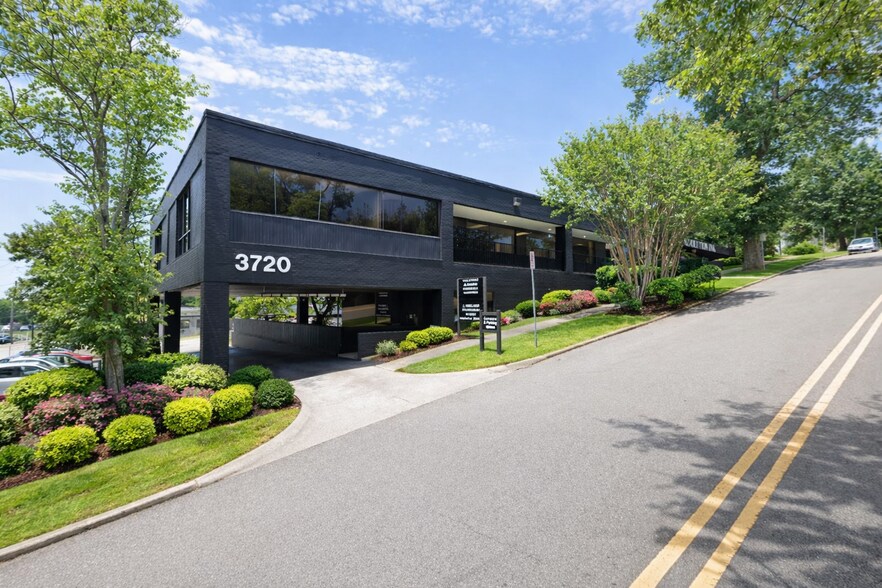 More Photos Of 3720 4th Ave S, Birmingham Medical For Lease