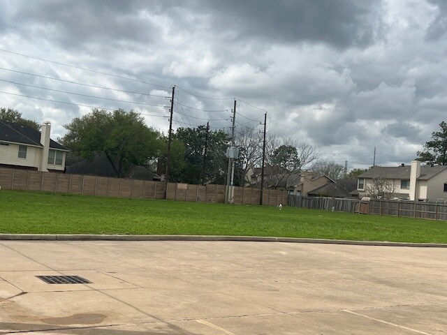 More Photos Of 4516 Highway 6, Sugar Land Land For Lease