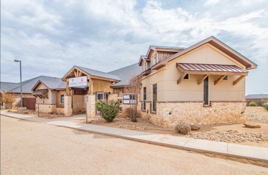 More Photos Of 13037 Quaker Ave, Lubbock Office For Sale