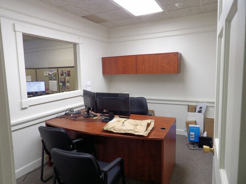 More Photos Of 8624 Station St, Mentor Warehouse For Sale
