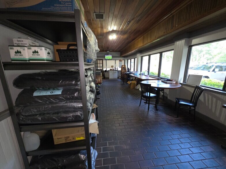 More Photos Of 9 Park Ln, Hilton Head Island Restaurant For Sale