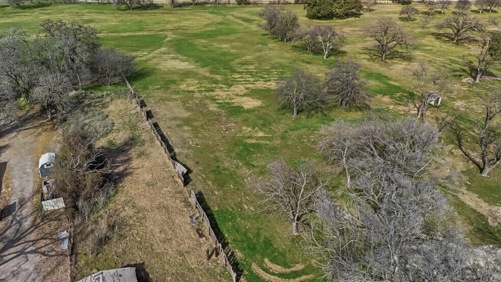 More Photos Of 2311 Fort Worth Hwy, Weatherford Land For Sale
