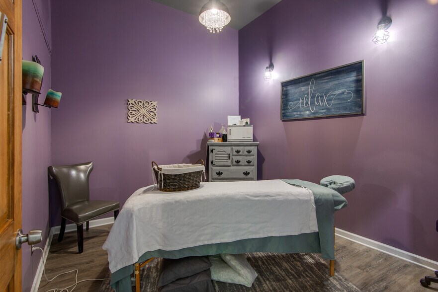 More Photos Of 3390 N State Rd, Davison Medical For Sale