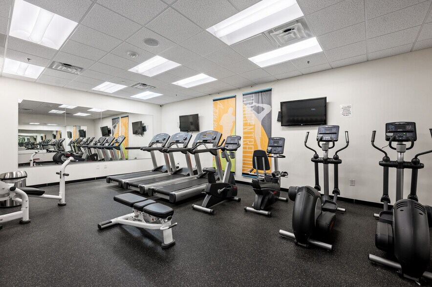 More Photos Of 7806 NC Highway 751, Durham Office For Lease