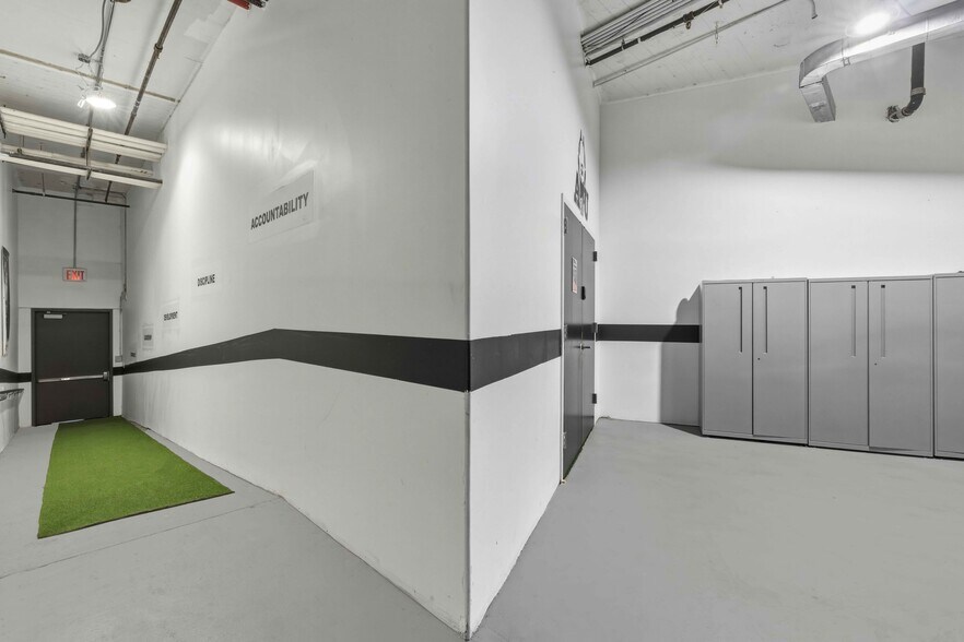 More Photos Of 2728 Thomson Ave, Long Island City Apartments For Sale