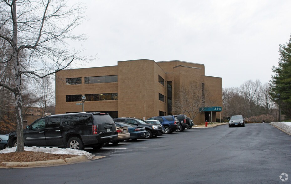 More Photos Of 3200 Tower Oaks Blvd, Rockville Medical For Sale