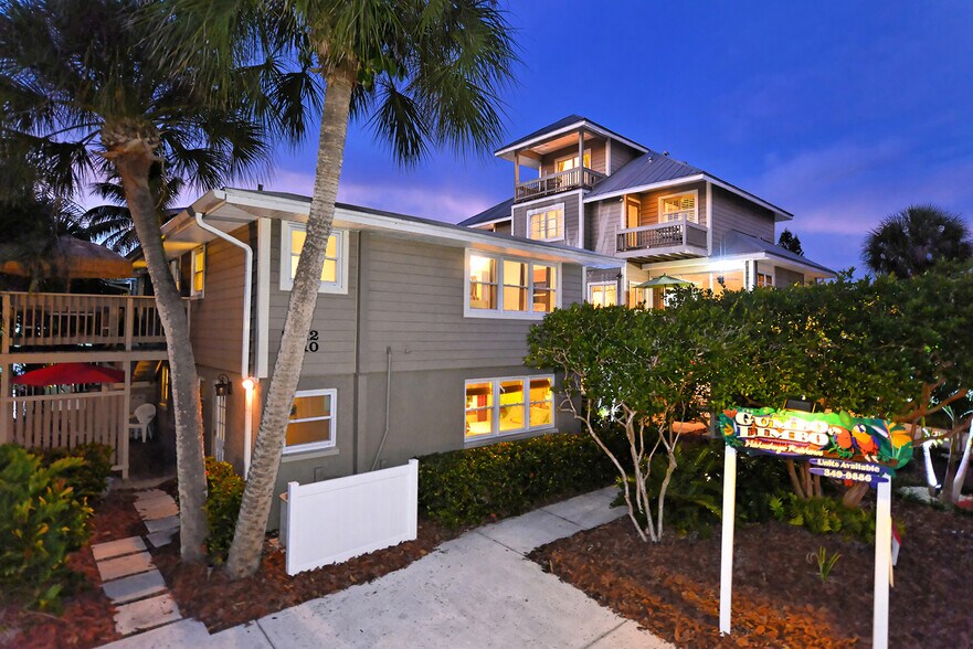 More Photos Of 5610 AVENIDA DEL MARE, Sarasota Specialty For Sale