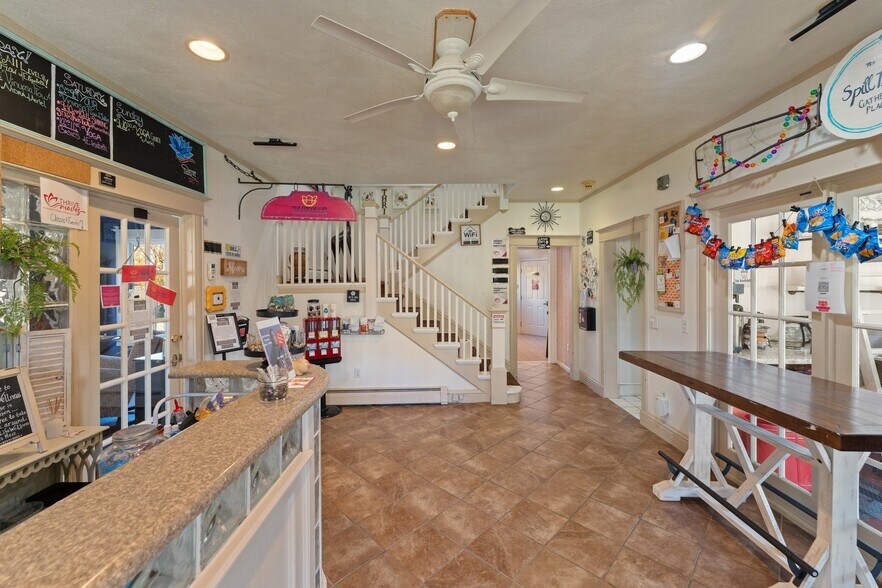 More Photos Of 4372 Post Rd, East Greenwich Office Residential For Sale