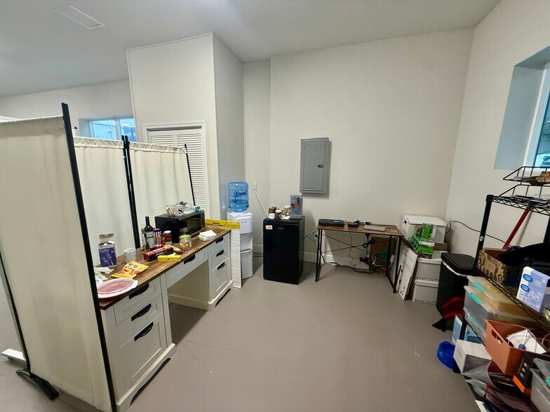 More Photos Of 220 N 2nd St, Fernandina Beach Office For Lease