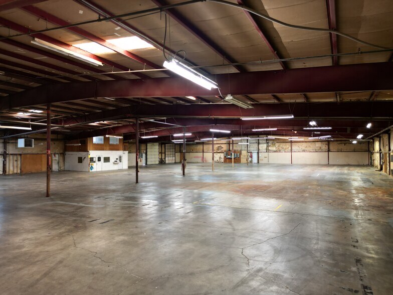 More Photos Of , Tualatin Industrial For Sale