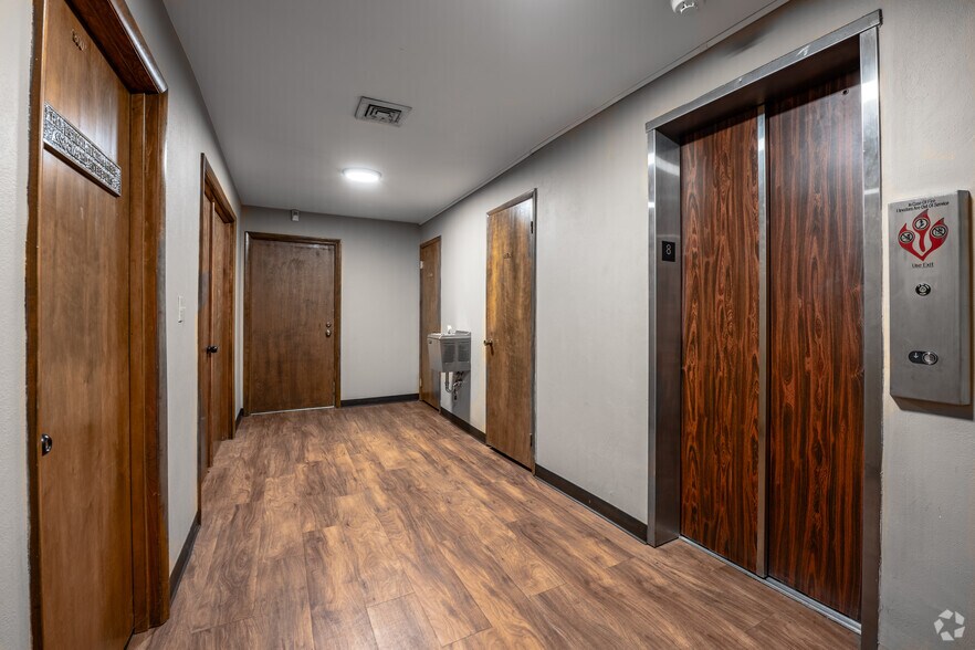 More Photos Of 816 5th Ave, Pittsburgh Office For Lease