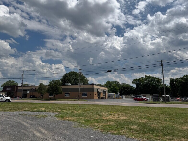 More Photos Of 223 Pulaski St, Syracuse Warehouse For Sale