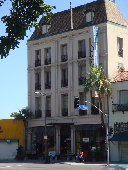 More Photos Of 2410-2414 W 7th St, Los Angeles Office Residential For Lease