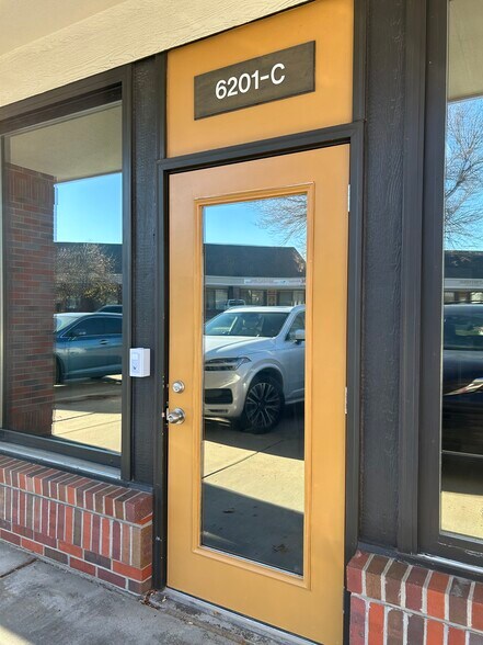 More Photos Of 6201 S 58th St, Lincoln Office For Lease