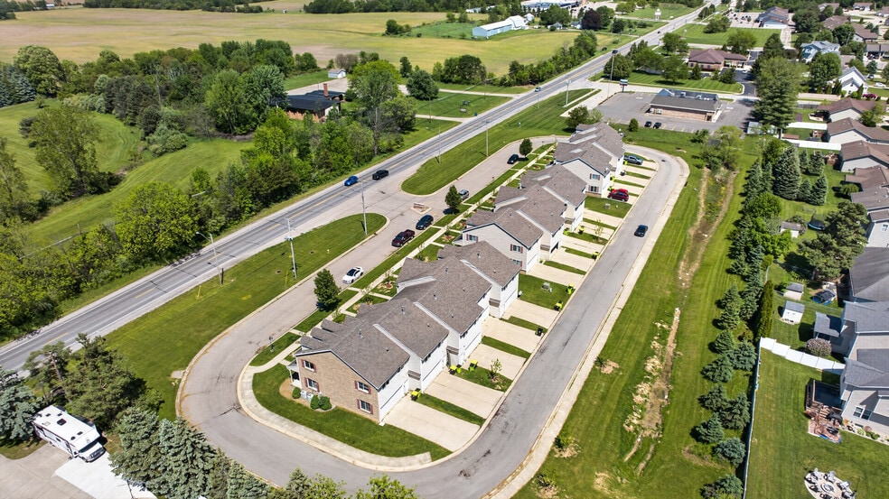 More Photos Of 9295 Cedar Creek Ct, Swartz Creek Apartments For Sale