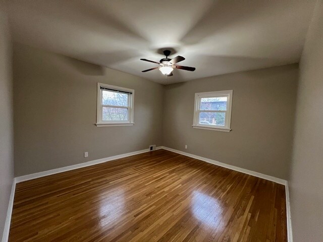 More Photos Of 704 E 9th St, Lockport Medical For Sale