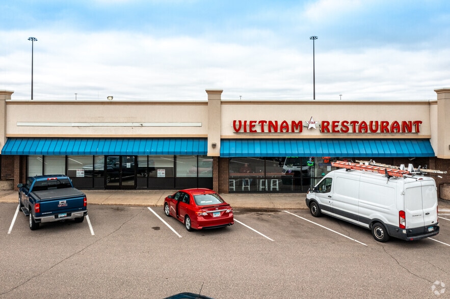 More Photos Of 3035 White Bear Ave N, Maplewood Freestanding For Lease