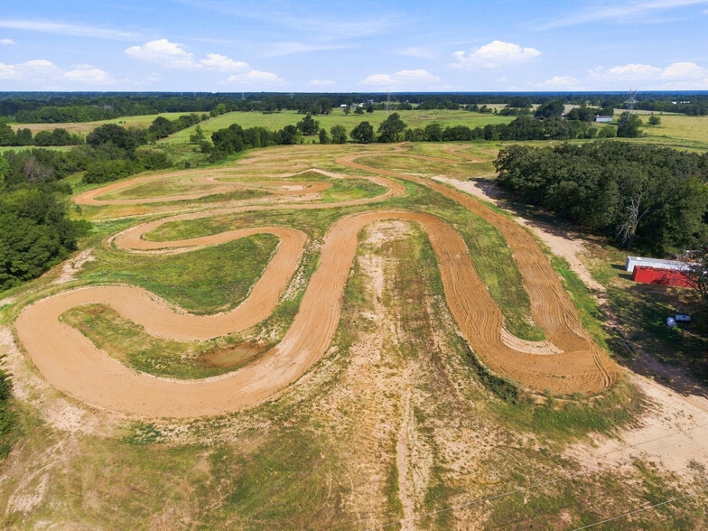 More Photos Of 397 VZ County Road 3611, Edgewood Sports And Entertainment For Sale