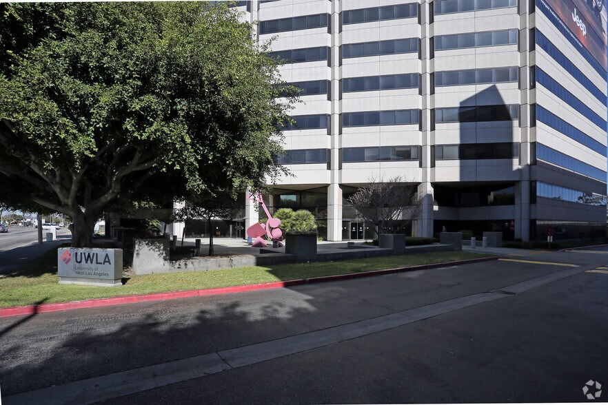More Photos Of 9800 S La Cienega Blvd, Inglewood Office For Sale