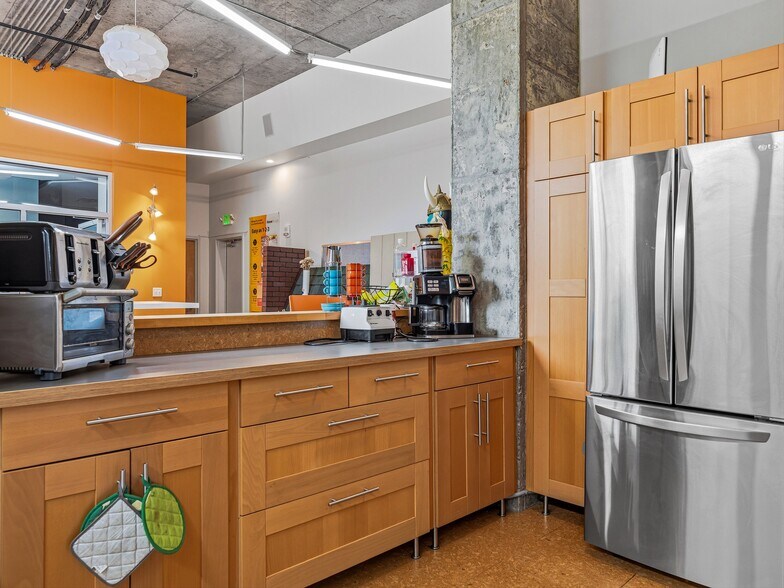 More Photos Of 60 N Market St, Asheville Apartments For Lease