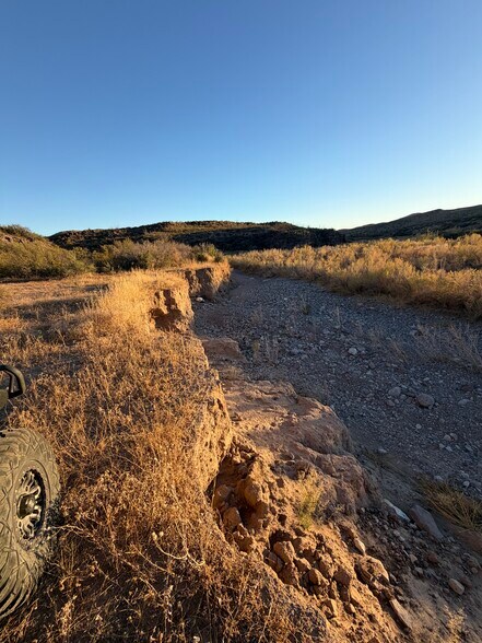 More Photos Of 1800 Cibolo Creek Dr, Shafter Land For Sale