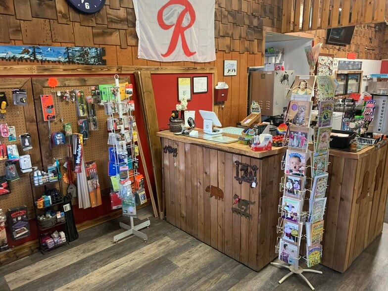 More Photos Of 5588 Highway 8, Deary General Retail For Sale